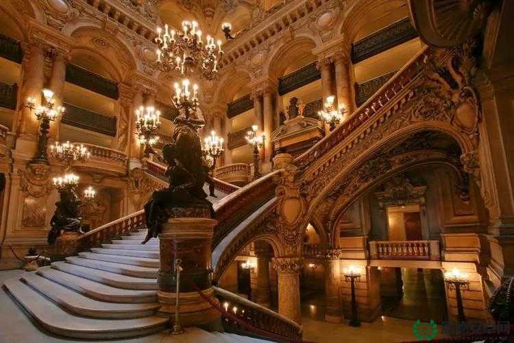 2025年风尚女皇养成攻略，解锁时尚界深层秘密，闪耀成为舞会之星
