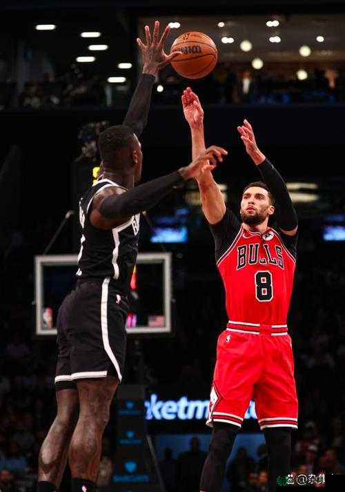 黑又硬巴斯狂砍 3714 再创篮球赛场得分新纪录