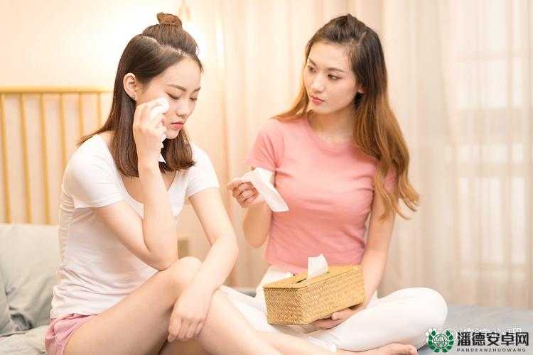 一面亲上边一面膜下边：探索独特行为背后的情感奥秘