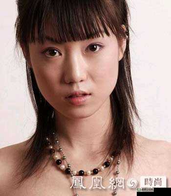 张莜雨人体艺术写真：探索女性之美