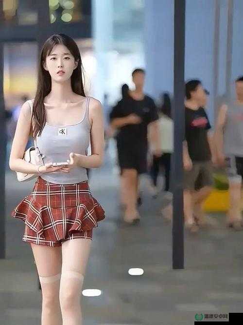 美女扒开腿让男人尽情桶爽久久软件：极致激情体验等你来