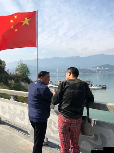 李叔叔和王叔叔共同开店，续写兄弟情谊新篇章
