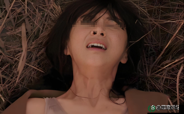 女子在阴沟里被人发现：是意外还是另有隐情？